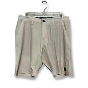 VINTAGE 1946 Utility Shorts Quick Dry 4-Way Stretch Belt Loop Tan/Gray M 32 NWT